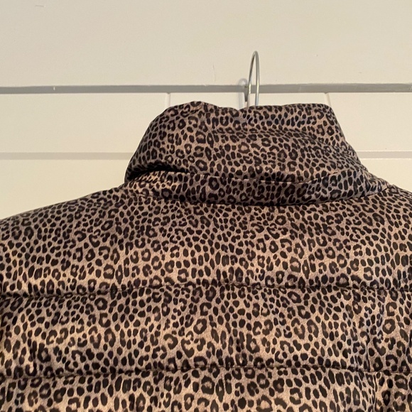 MICHAEL KORS  Packable Quilted Puffer Jacket - Picture 5 of 12